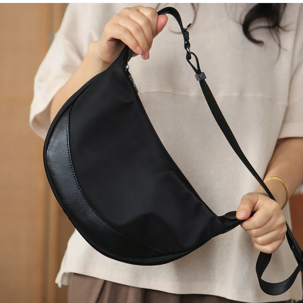 Chic Women's Nylon Crossbody Bag Black Small Shoulder Purse