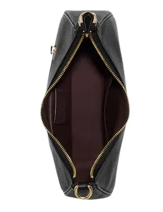 Coach Teri Hobo