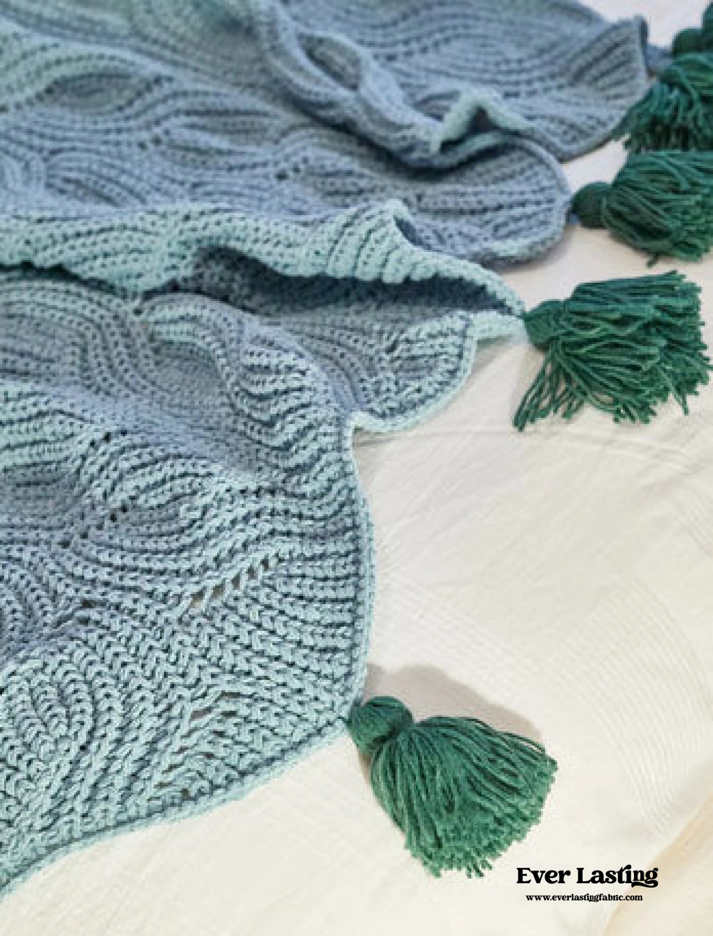 Cozy Knit Pom Pom Blanket (7 Colors)