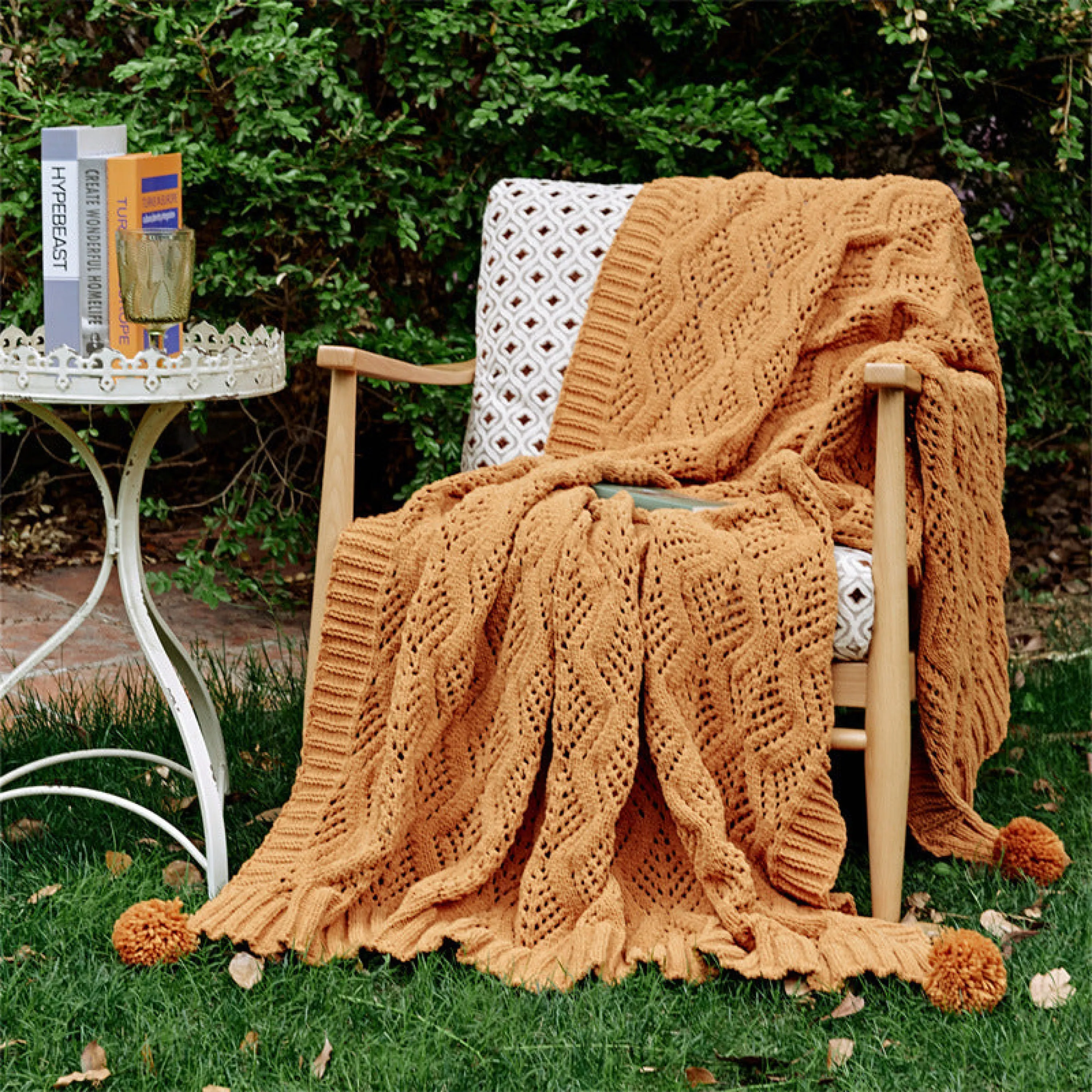 Cozy Knit Pom Pom Blanket (7 Colors)