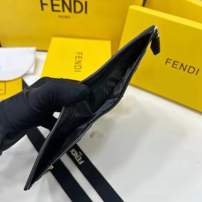 FF242 Fendi Roma Continental / 4.5x0.7x3.7inch