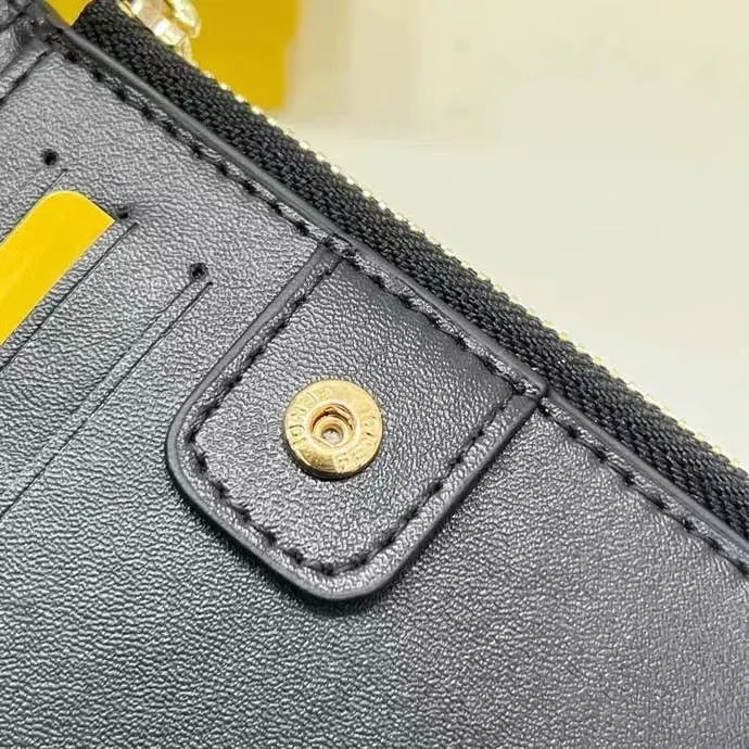 FF242 Fendi Roma Continental / 4.5x0.7x3.7inch