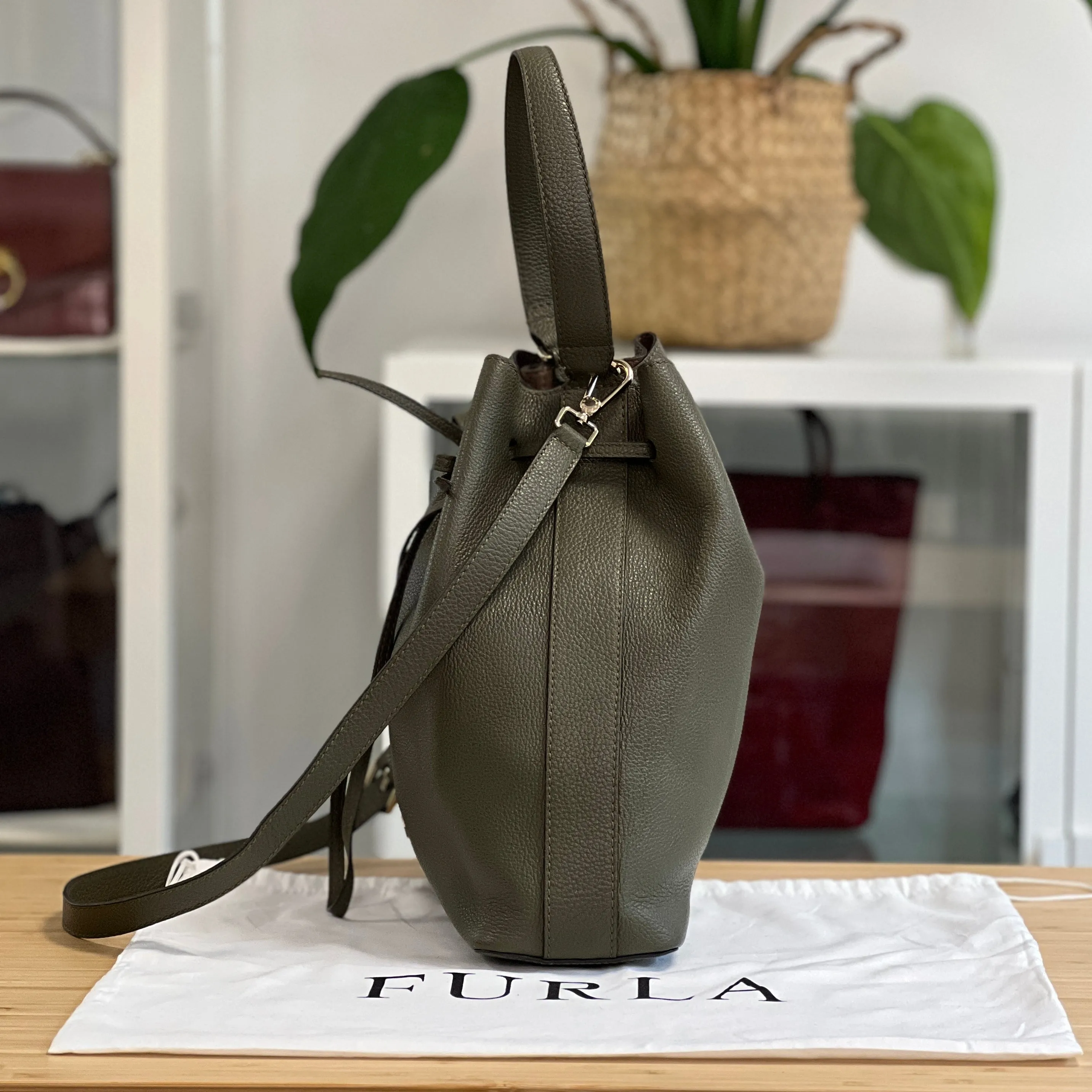 Furla Bucket