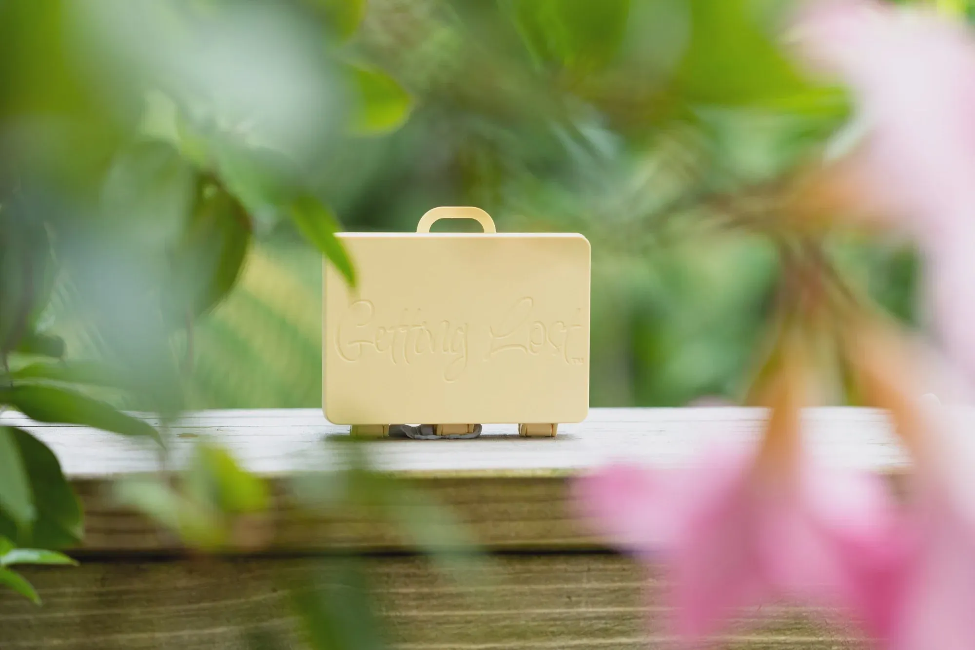 Getting Lost Suitcase - Summer Beach Sand