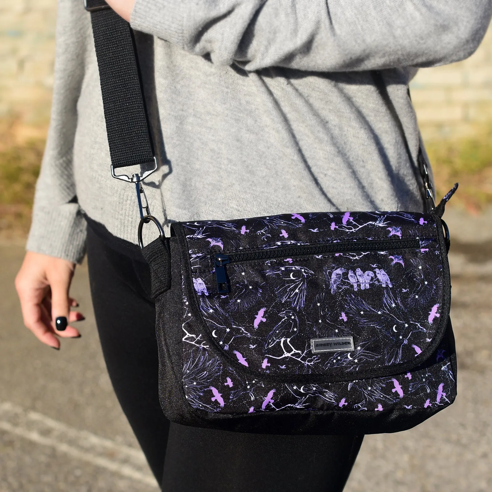 Happy Capys Stride Crossbody
