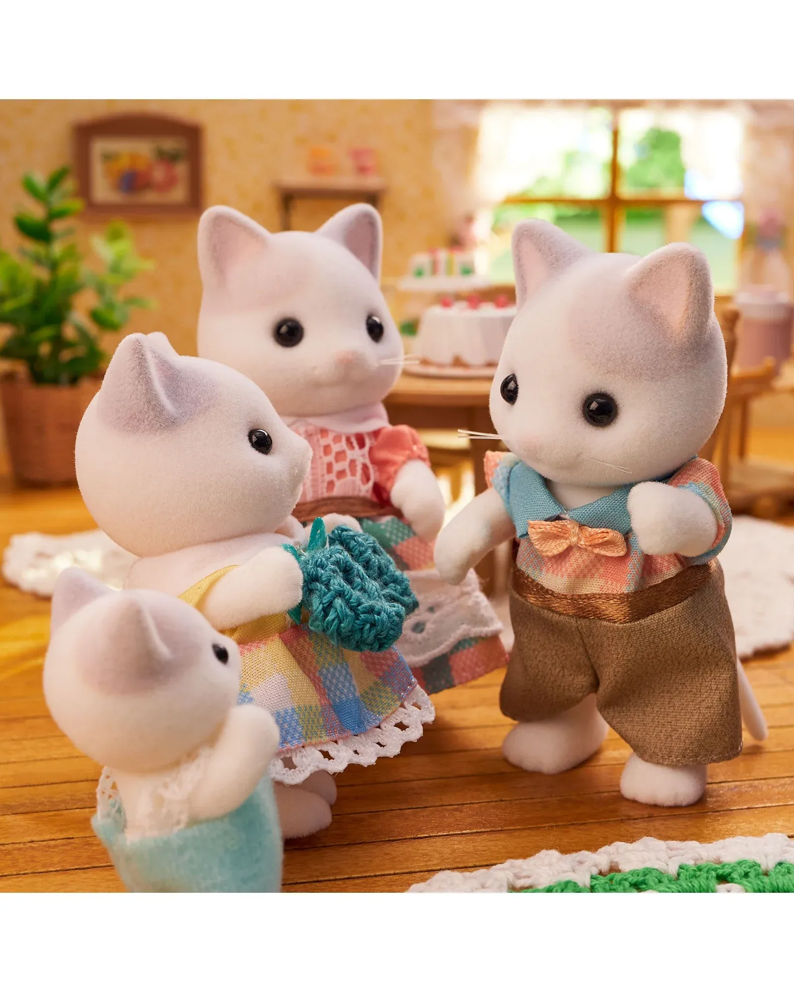 Latte Cat Family