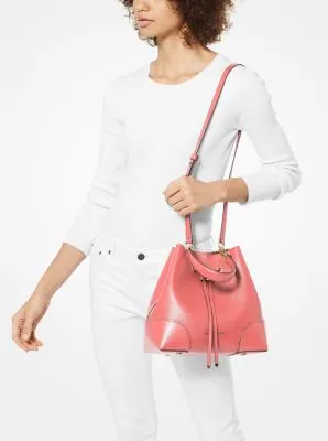 Mercer Gallery Medium Pebbled Leather Shoulder Bag